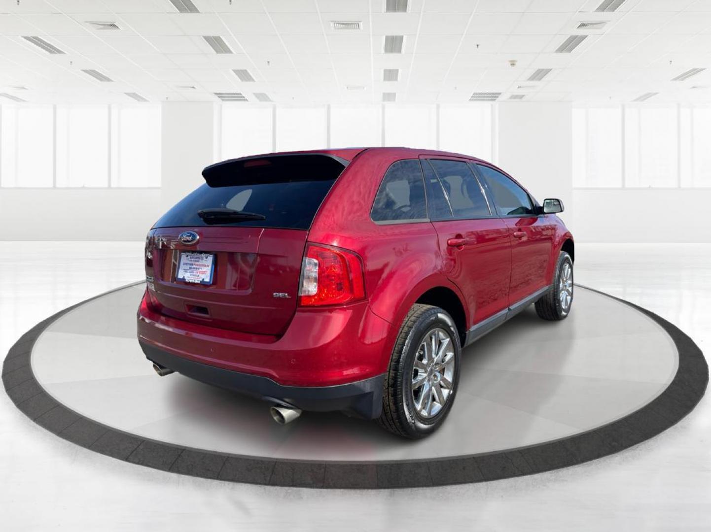 2014 Ford Edge SEL (2FMDK3JC0EB) with an Other engine, located at 4508 South Dixie Dr, Moraine, OH, 45439, (937) 908-9800, 39.807072, -84.031563 - Photo#2