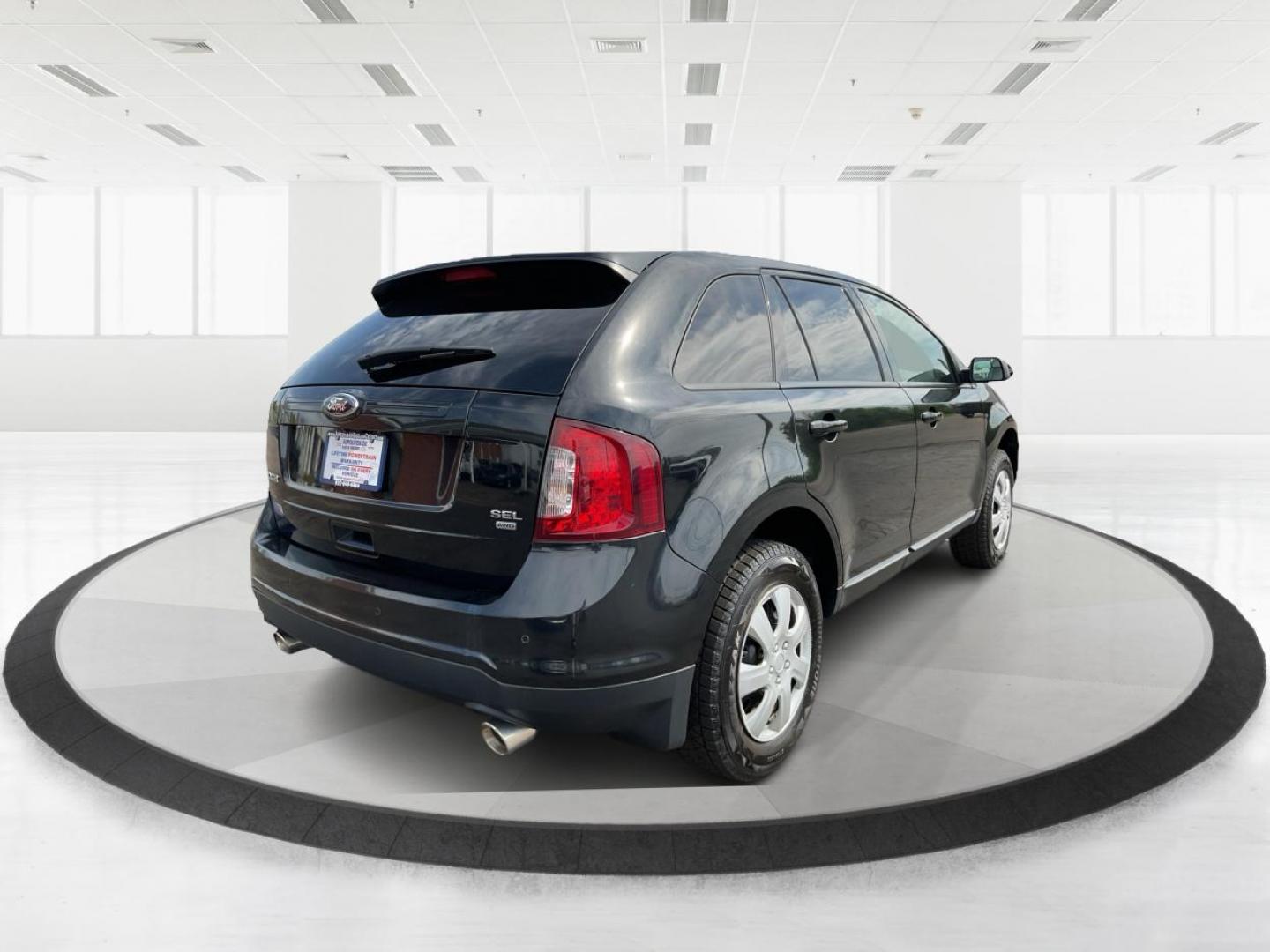2014 Ford Edge SEL (2FMDK4JC8EB) with an 3.5L V-6 DOHC engine, located at 880 E. National Road, OH, 45377, (937) 908-9800, 39.891918, -84.183975 - Photo#2