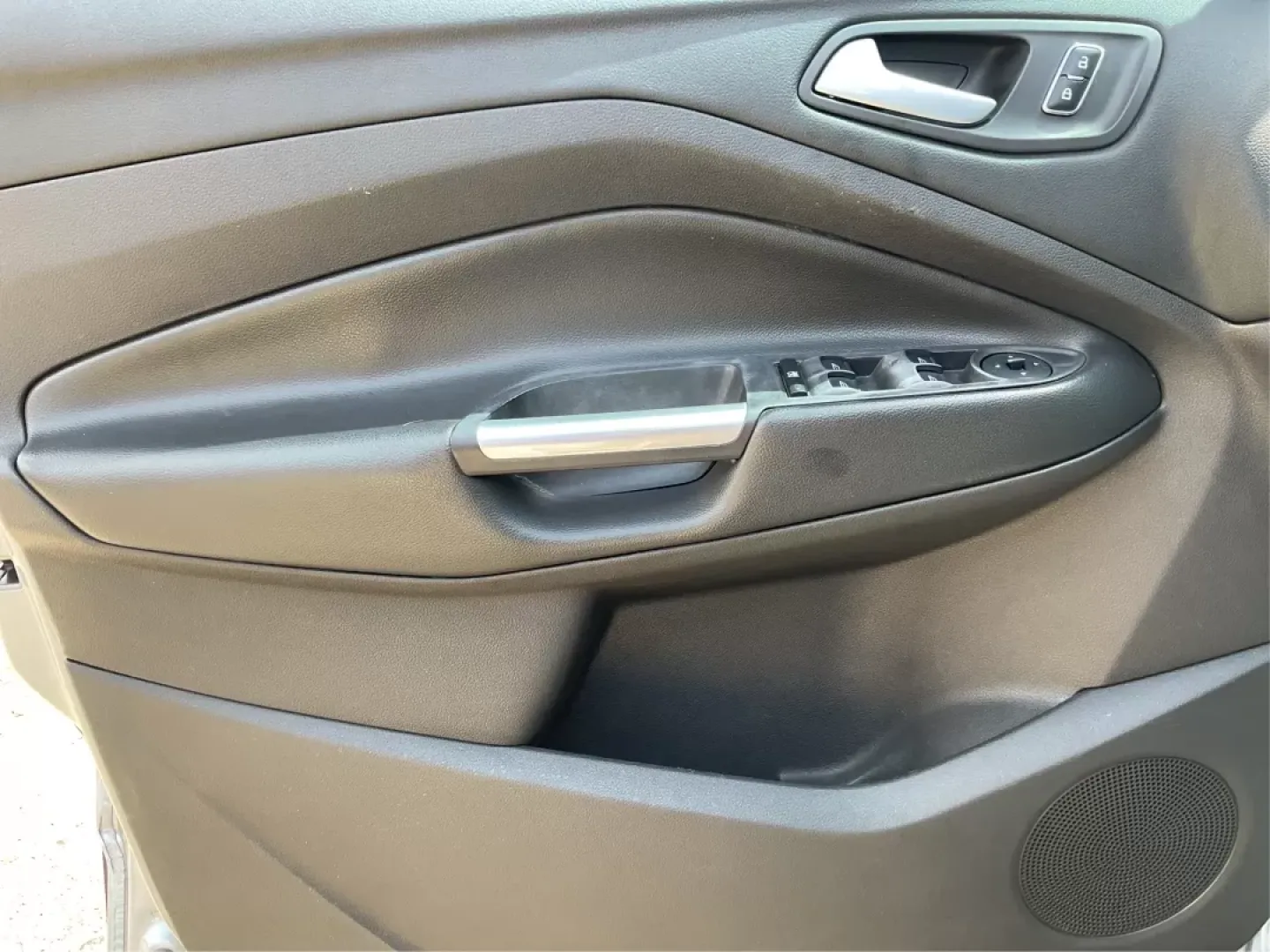 2014 Buick Verano Base (1G4PP5SKXE4) with an Other engine, located at 4508 South Dixie Dr, Moraine, OH, 45439, (937) 908-9800, 39.807072, -84.031563 - Photo#19