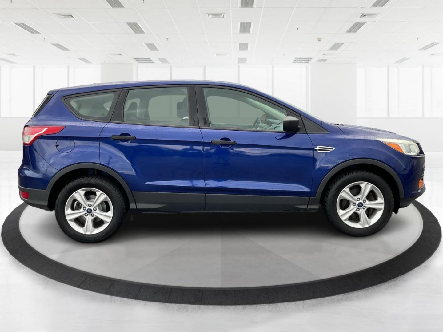 2014 Ford Escape S FWD (1FMCU0F71EU) with an 2.5L L4 DOHC 16V engine, 6-Speed Automatic transmission, located at 1099 N County Rd 25A , Troy, OH, 45373, (937) 908-9800, 40.057041, -84.215462 - Photo#1