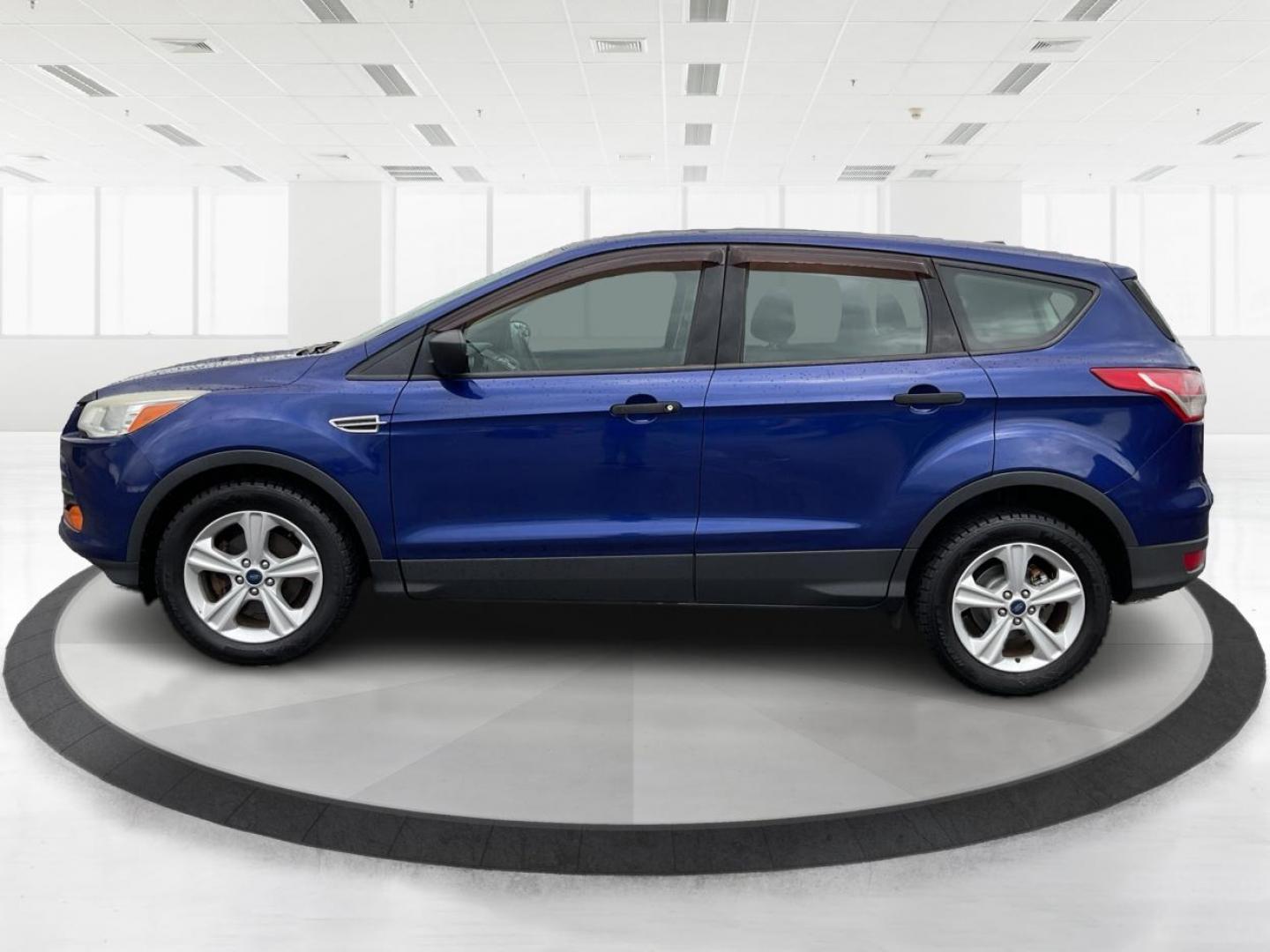 2014 Ford Escape S FWD (1FMCU0F71EU) with an 2.5L L4 DOHC 16V engine, 6-Speed Automatic transmission, located at 1099 N County Rd 25A , Troy, OH, 45373, (937) 908-9800, 40.057041, -84.215462 - Photo#5