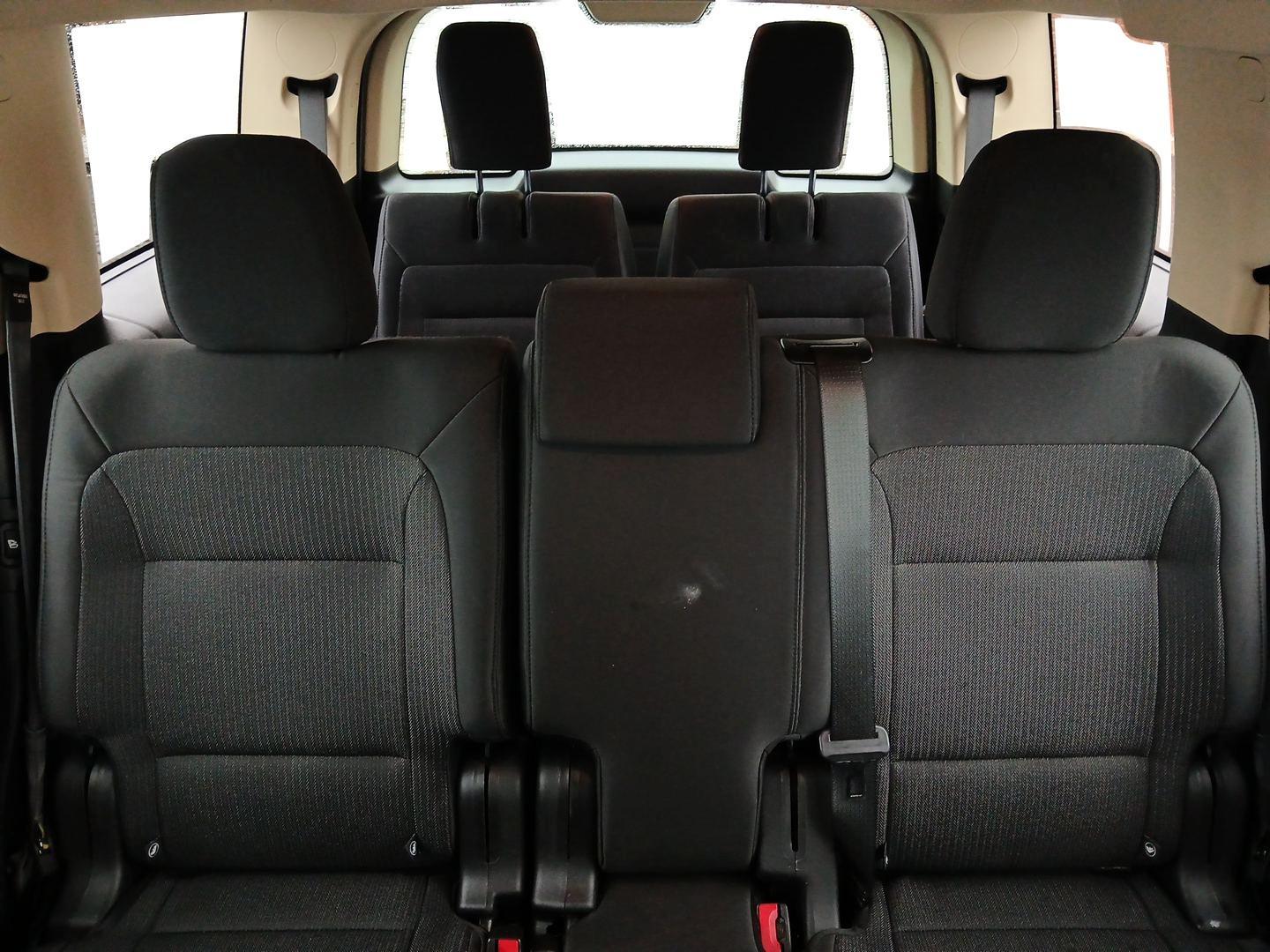 2014 Ford Flex SE FWD (2FMGK5B8XEB) with an 3.5L V6 DOHC 24V engine, 6-Speed Automatic Overdrive transmission, located at 1184 Kauffman Ave, Fairborn, OH, 45324, (937) 908-9800, 39.807072, -84.031563 - Photo#13