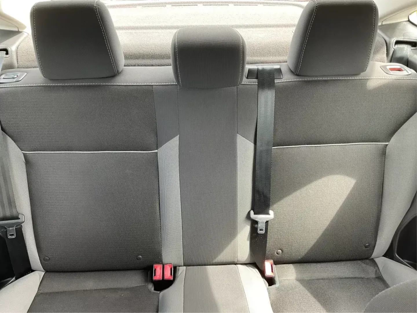 2014 Ford Focus SE (1FADP3F21EL) with an 2L I-4 gasoline direct injection engine, located at 1099 N County Rd 25A , Troy, OH, 45373, (937) 908-9800, 40.057041, -84.215462 - Photo#13