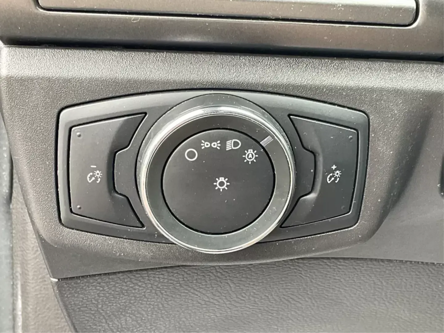2014 Ford Fusion SE (3FA6P0H78ER) with an Other engine, located at 1184 Kauffman Ave, Fairborn, OH, 45324, (937) 908-9800, 39.807072, -84.031563 - Photo#16