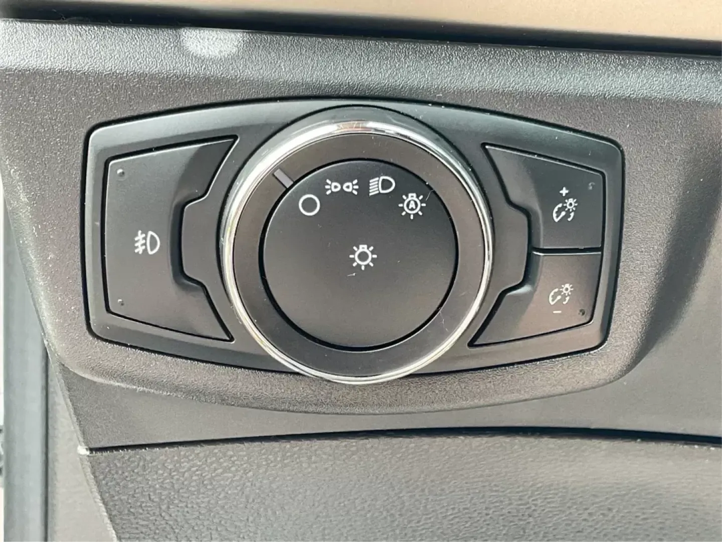 2014 Ford Fusion SE (3FA6P0H9XER) with an Other engine, located at 8750 N County Rd 25A, Piqua, OH, 45356, (937) 908-9800, 40.164391, -84.232513 - Photo#17