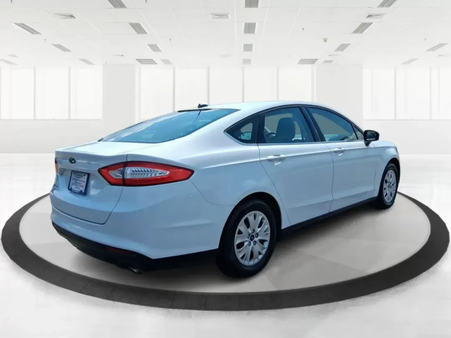 2014 Ford Fusion S (1FA6P0G70E5) with an Duratec 2.5L I-4 DOHC engine, located at 1951 S Dayton Lakeview Rd., New Carlisle, OH, 45344, (937) 908-9800, 39.890999, -84.050255 - Photo#2