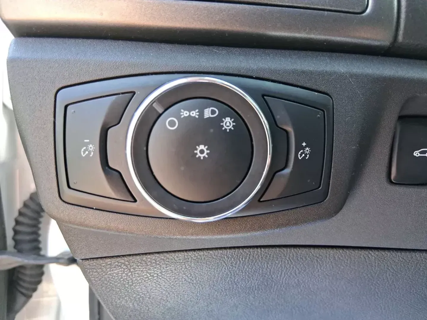 2014 Ford Fusion S (1FA6P0G70E5) with an Duratec 2.5L I-4 DOHC engine, located at 1951 S Dayton Lakeview Rd., New Carlisle, OH, 45344, (937) 908-9800, 39.890999, -84.050255 - Photo#16