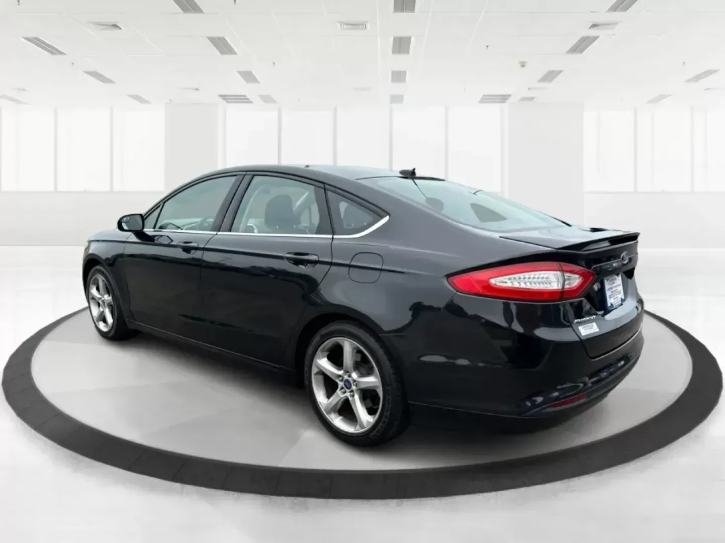 2014 Ford Fusion SE (3FA6P0H78ER) with an Other engine, located at 8750 N County Rd 25A, Piqua, OH, 45356, (937) 908-9800, 40.164391, -84.232513 - Photo#4