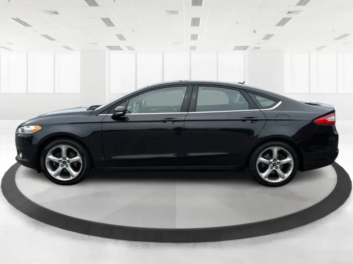 2014 Ford Fusion SE (3FA6P0H78ER) with an Other engine, located at 8750 N County Rd 25A, Piqua, OH, 45356, (937) 908-9800, 40.164391, -84.232513 - Photo#5