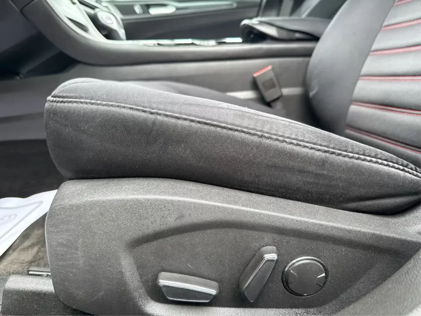 2014 Ford Fusion SE (3FA6P0H78ER) with an Other engine, located at 8750 N County Rd 25A, Piqua, OH, 45356, (937) 908-9800, 40.164391, -84.232513 - Photo#17