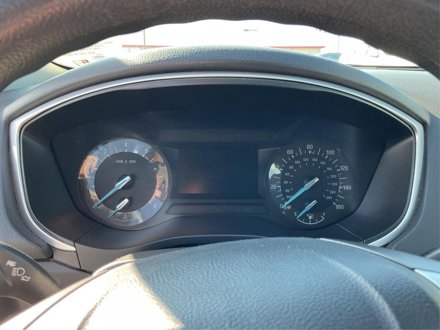 2014 Ingot Silver Ford Fusion SE (1FA6P0H76E5) with an 2.5L L4 DOHC 16V engine, located at 1184 Kauffman Ave, Fairborn, OH, 45324, (937) 908-9800, 39.807072, -84.031563 - Photo#14