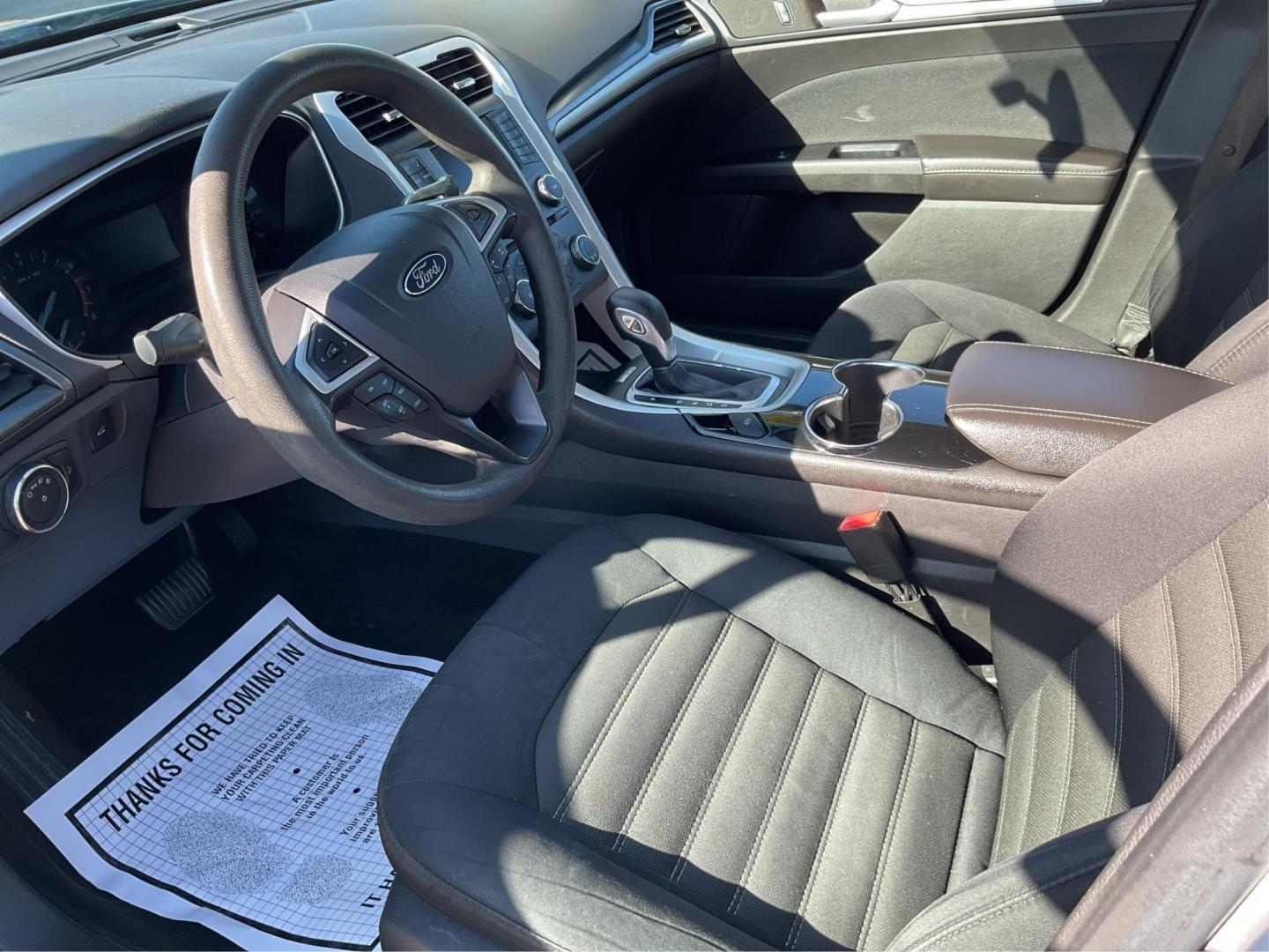 2014 Ingot Silver Ford Fusion SE (1FA6P0H76E5) with an 2.5L L4 DOHC 16V engine, located at 1184 Kauffman Ave, Fairborn, OH, 45324, (937) 908-9800, 39.807072, -84.031563 - Photo#8