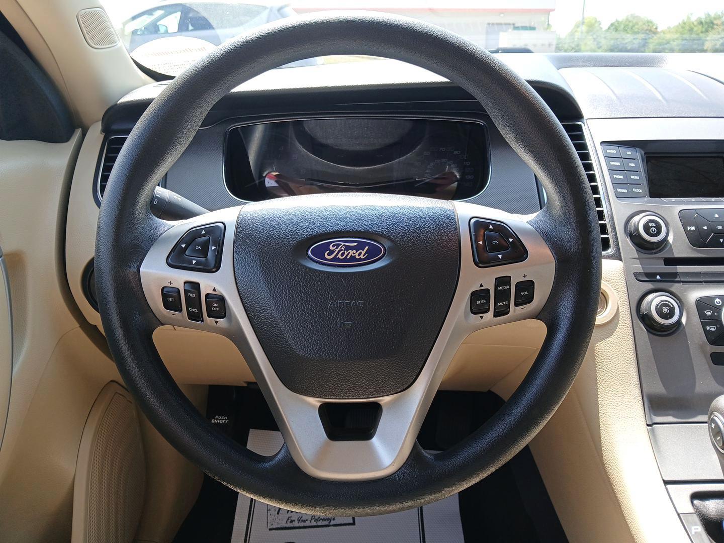 2014 Ford Taurus SE FWD (1FAHP2D88EG) with an 3.5L V6 DOHC 24V engine, 6-Speed Automatic transmission, located at 1951 S Dayton Lakeview Rd., New Carlisle, OH, 45344, (937) 908-9800, 39.890999, -84.050255 - Photo#15