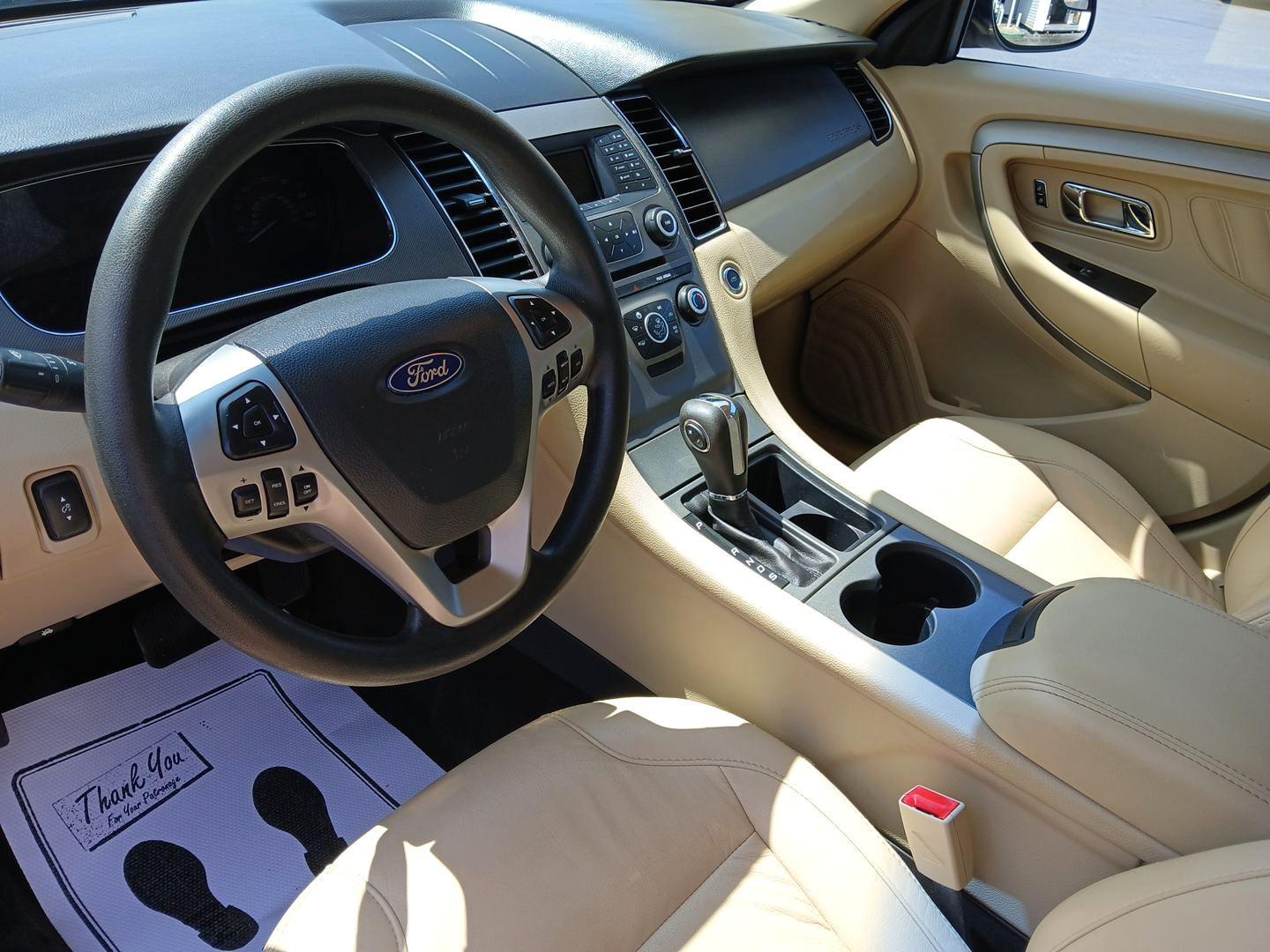 2014 Ford Taurus SE FWD (1FAHP2D88EG) with an 3.5L V6 DOHC 24V engine, 6-Speed Automatic transmission, located at 1951 S Dayton Lakeview Rd., New Carlisle, OH, 45344, (937) 908-9800, 39.890999, -84.050255 - Photo#8
