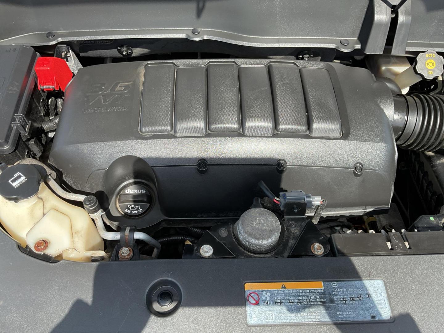 2014 GMC Acadia SLT-1 (1GKKVRKD7EJ) with an 3.6L V-6 gasoline direct injection engine, located at 1951 S Dayton Lakeview Rd., New Carlisle, OH, 45344, (937) 908-9800, 39.890999, -84.050255 - Photo#10
