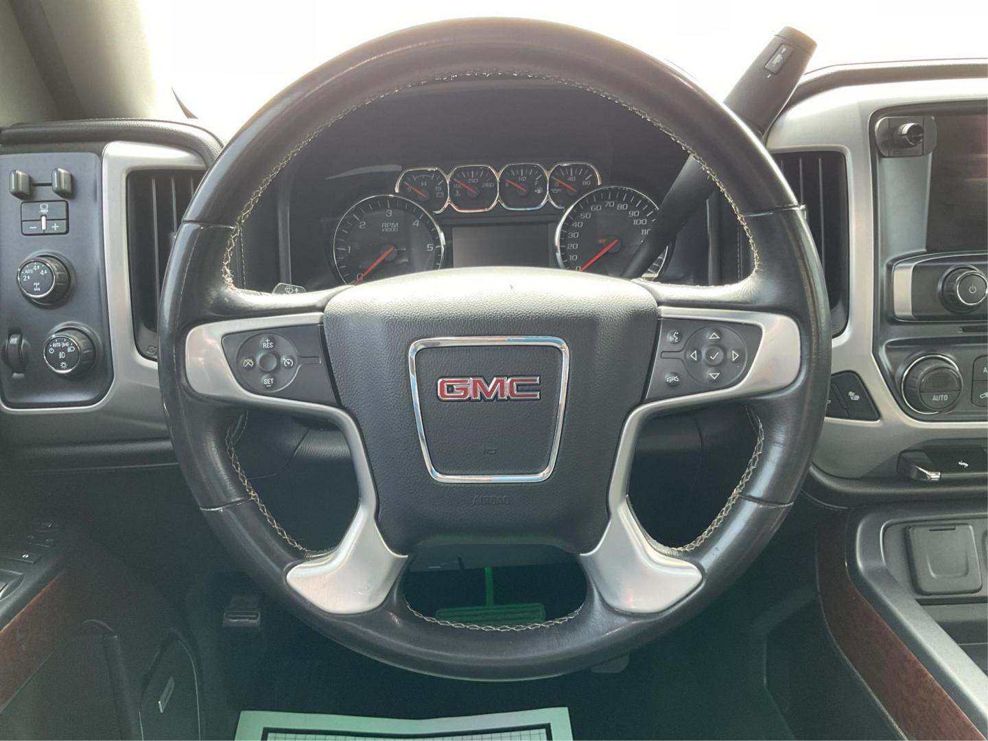 2014 GMC Sierra 1500 SLT (3GTU2VEC5EG) with an Vortec 6.2L V-8 gasoline direct injection engine, located at 1230 East Main St, Xenia, OH, 45385, (937) 908-9800, 39.688042, -83.910538 - Photo#14