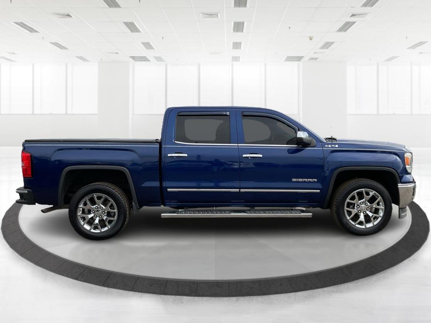 2014 GMC Sierra 1500 SLT (3GTU2VEC5EG) with an Vortec 6.2L V-8 gasoline direct injection engine, located at 1230 East Main St, Xenia, OH, 45385, (937) 908-9800, 39.688042, -83.910538 - Photo#1