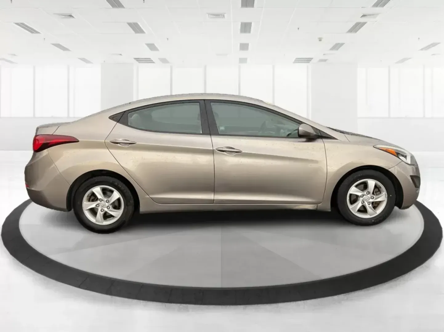 2014 Hyundai Elantra SE (5NPDH4AE2EH) with an Nu 1.8L I-4 DOHC engine, located at 1230 East Main St, Xenia, OH, 45385, (937) 908-9800, 39.688042, -83.910538 - Photo#0