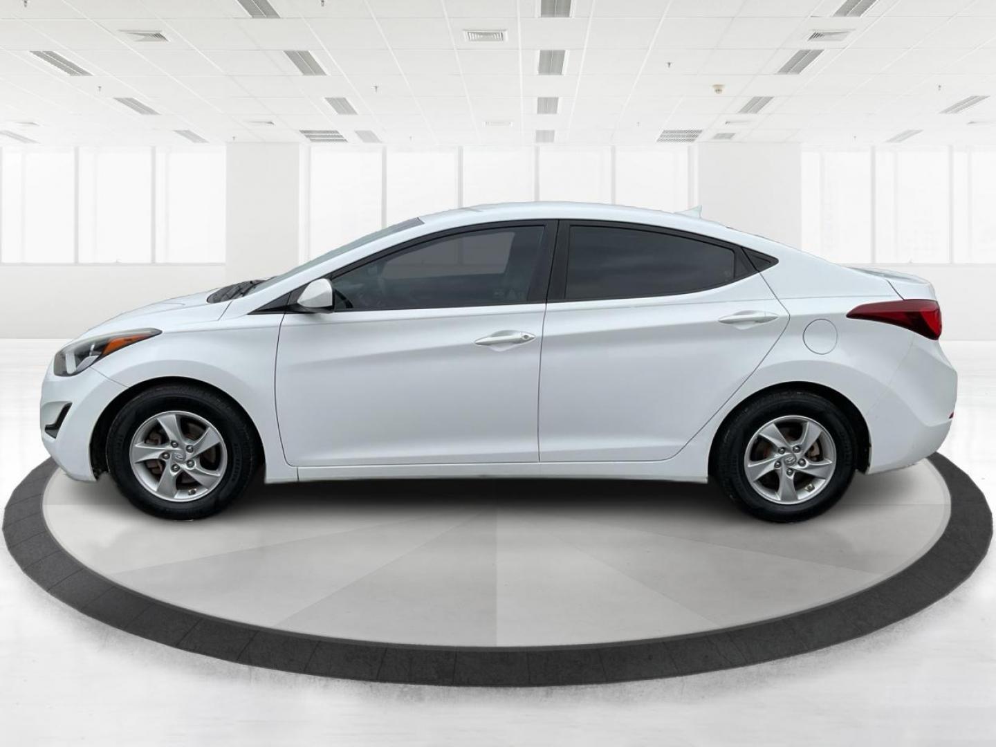 2014 Hyundai Elantra SE (5NPDH4AE8EH) with an Other engine, located at 401 Woodman Dr, Riverside, OH, 45431, (937) 908-9800, 39.761024, -84.120956 - Photo#5