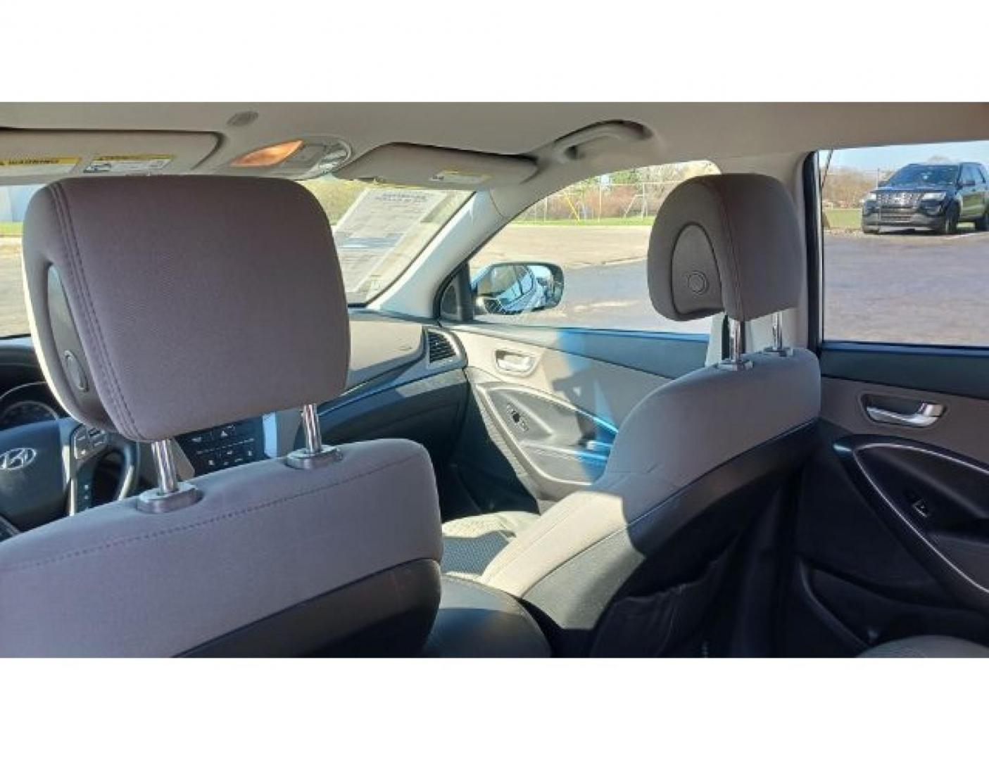 2014 Hyundai Santa Fe Sport 2.4 FWD (5XYZT3LB5EG) with an 2.4L L4 DOHC 16V engine, 6-Speed Automatic transmission, located at 1951 S Dayton Lakeview Rd., New Carlisle, OH, 45344, (937) 908-9800, 39.890999, -84.050255 - Photo#17
