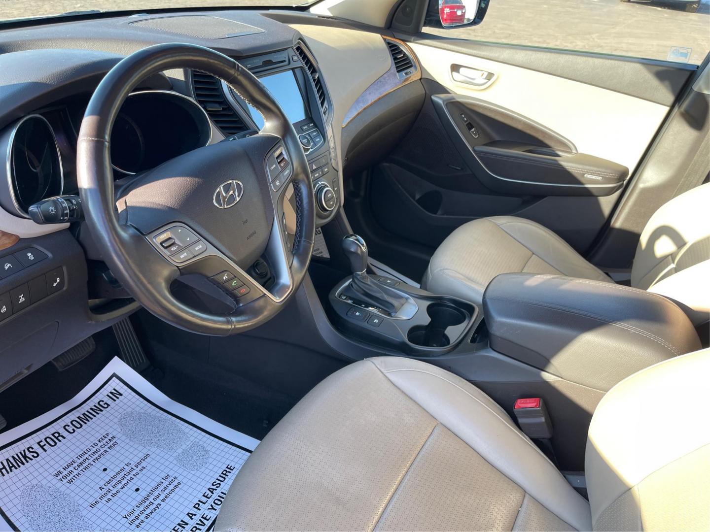 2014 Hyundai Santa Fe Sport 2.4 AWD (5XYZUDLB2EG) with an 2.4L L4 DOHC 16V engine, 6-Speed Automatic transmission, located at 1951 S Dayton Lakeview Rd., New Carlisle, OH, 45344, (937) 908-9800, 39.890999, -84.050255 - Photo#8