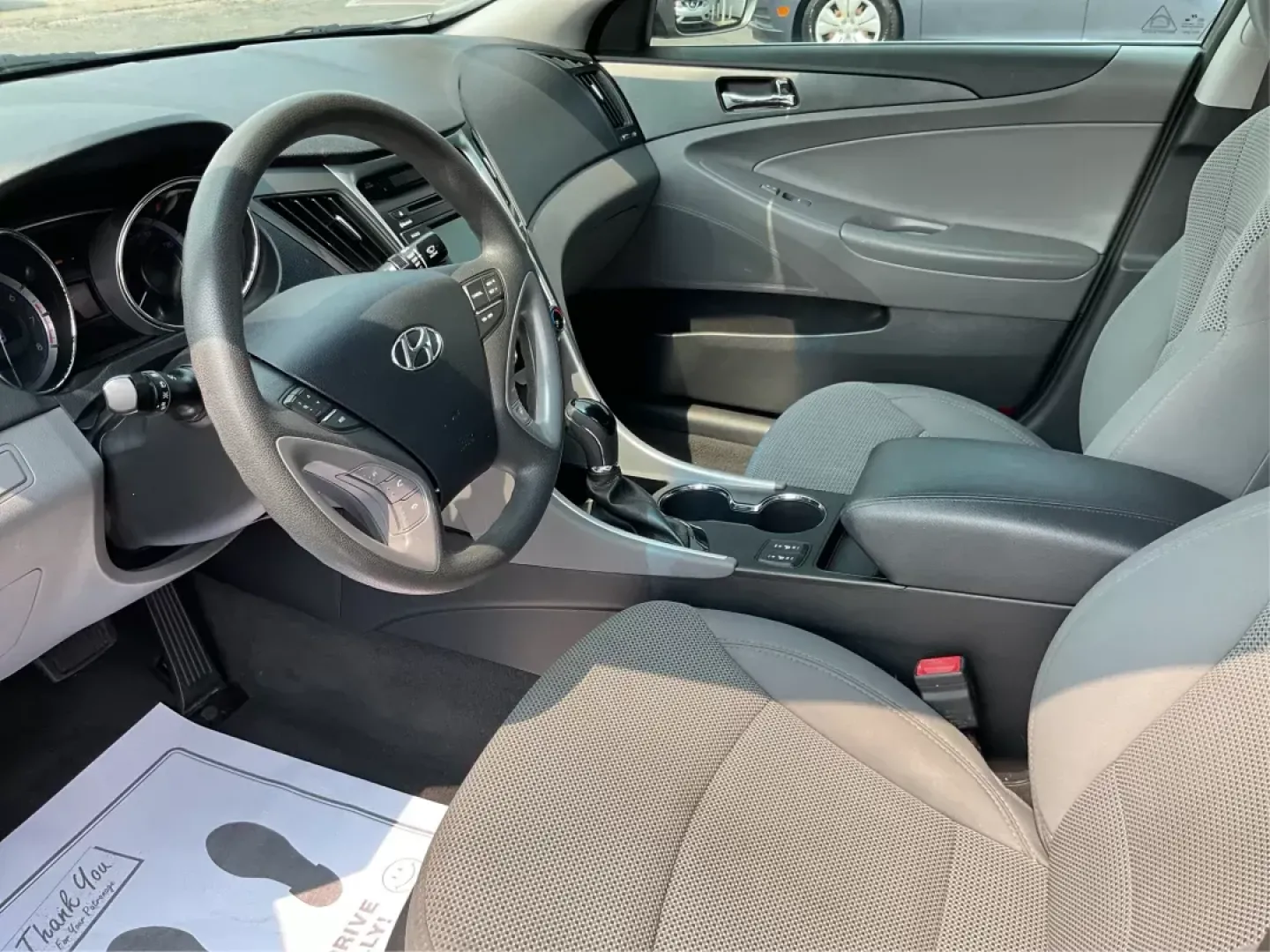 2014 Hyundai Sonata GLS (5NPEB4AC8EH) with an 2.4L I-4 gasoline direct injection engine, located at 401 Woodman Dr, Riverside, OH, 45431, (937) 908-9800, 39.761024, -84.120956 - Photo#8