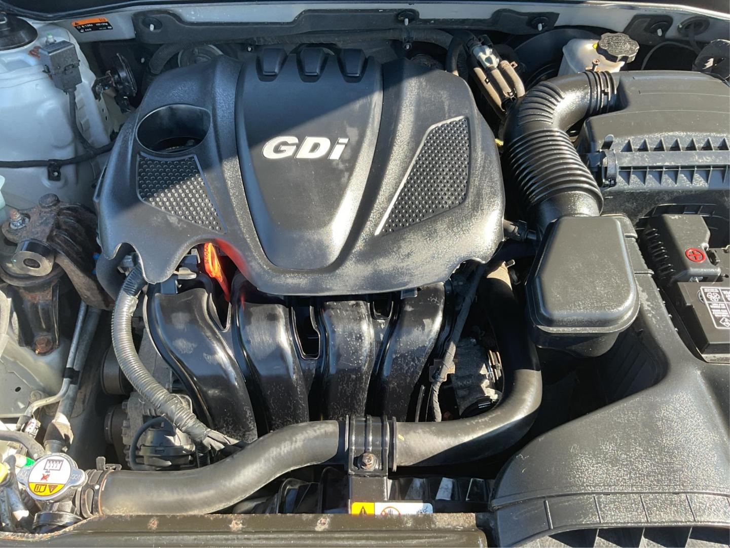 2014 Hyundai Sonata GLS (5NPEB4AC4EH) with an 2.4L I-4 gasoline direct injection engine, located at 1184 Kauffman Ave, Fairborn, OH, 45324, (937) 908-9800, 39.807072, -84.031563 - Photo#10