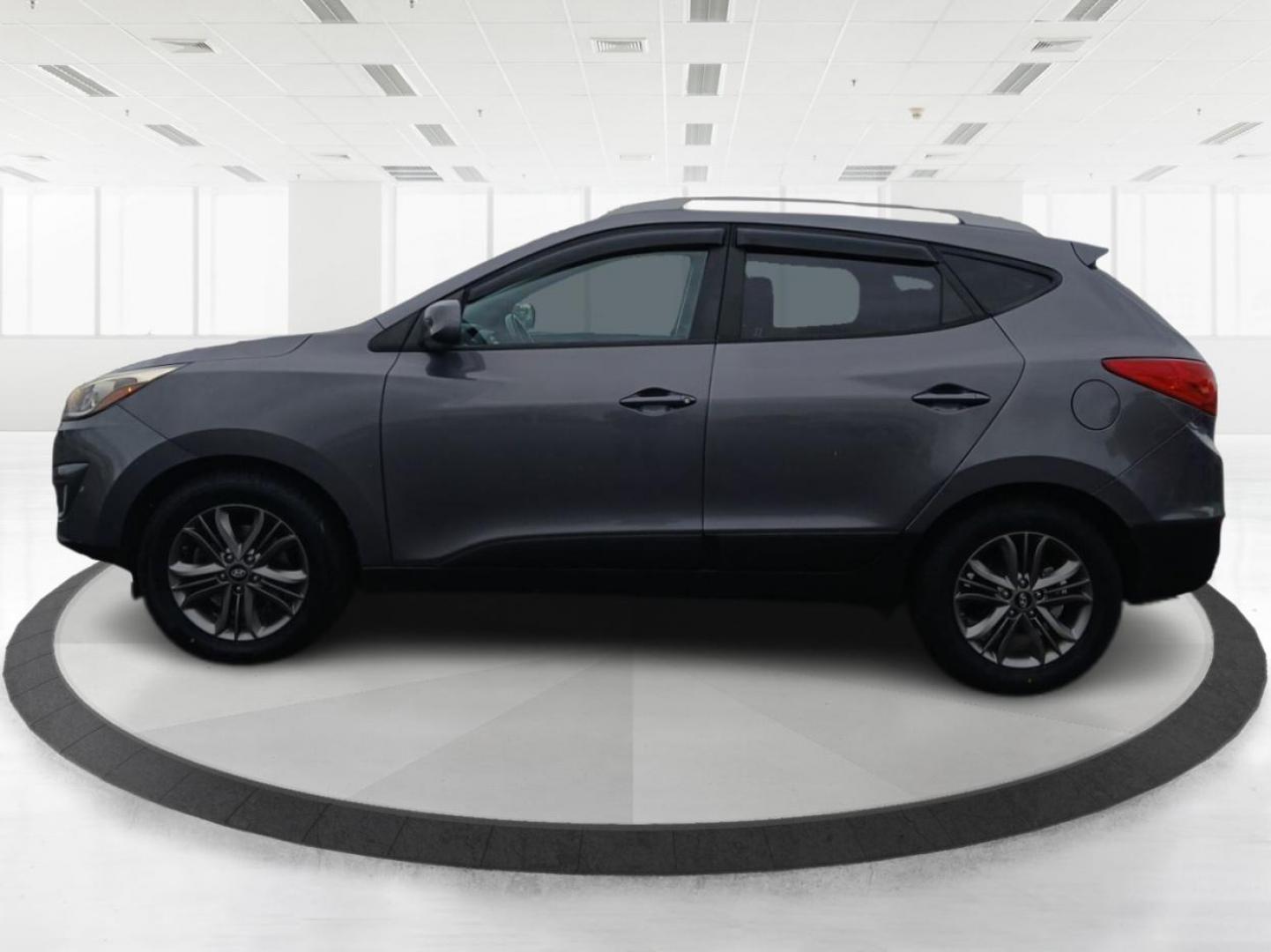 2014 Hyundai Tucson GLS AWD (KM8JUCAGXEU) with an 2.4L L4 DOHC 16V engine, 6-Speed Automatic transmission, located at 1951 S Dayton Lakeview Rd., New Carlisle, OH, 45344, (937) 908-9800, 39.890999, -84.050255 - Photo#5