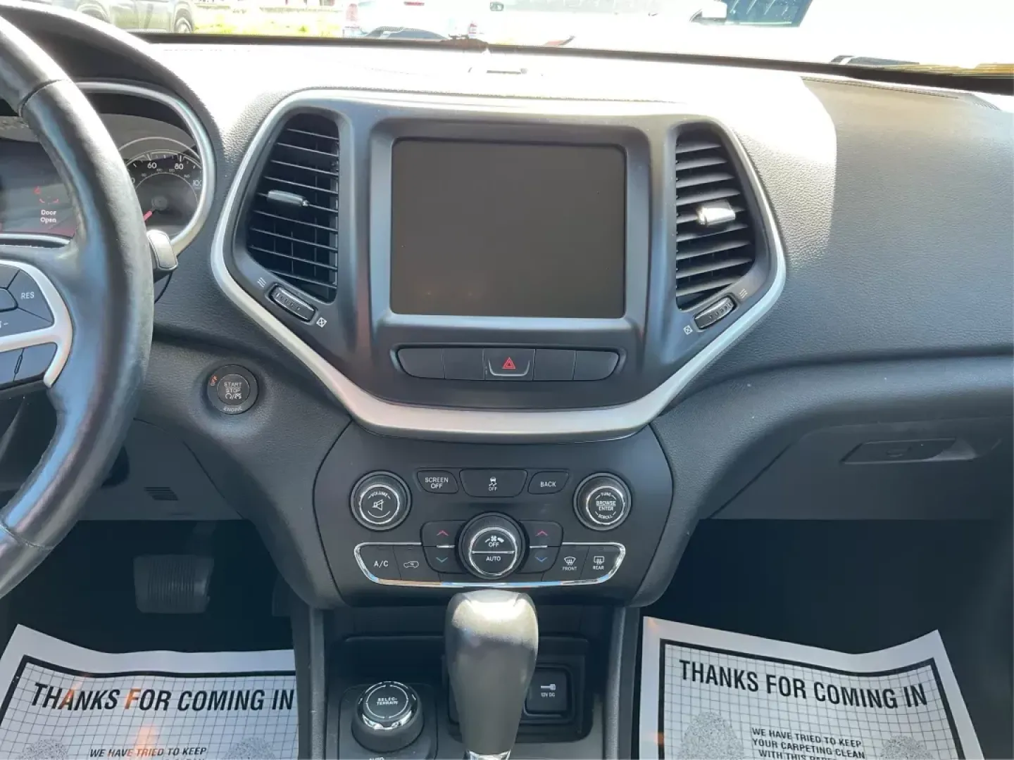 2014 Jeep Cherokee Limited 4WD (1C4PJMDBXEW) with an 2.4L L4 DOHC 16V engine, 9-Speed Automatic transmission, located at 1951 S Dayton Lakeview Rd., New Carlisle, OH, 45344, (937) 908-9800, 39.890999, -84.050255 - Photo#12
