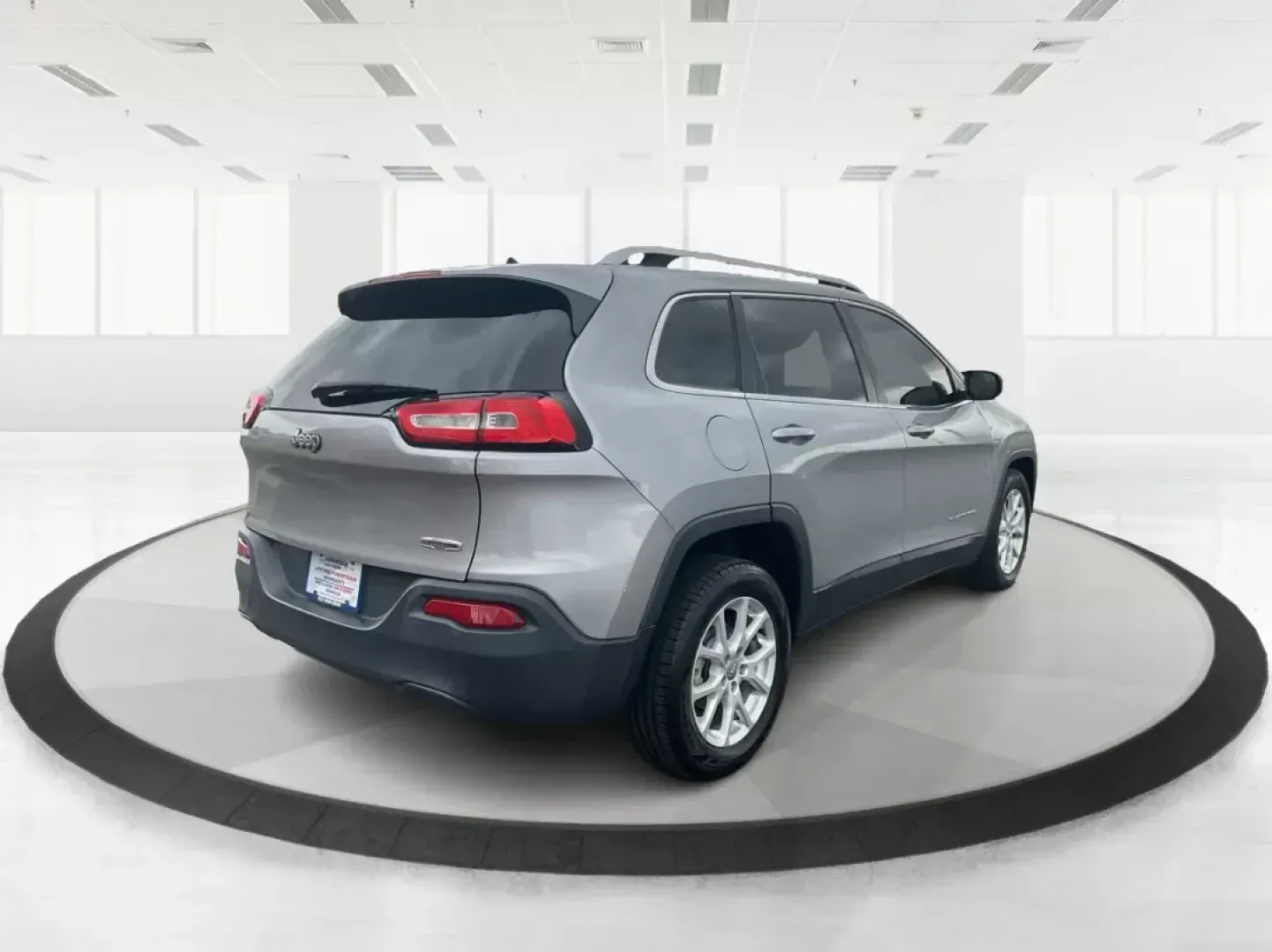 2014 Jeep Cherokee Latitude (1C4PJLCB4EW) with an Other engine, located at 1230 East Main St, Xenia, OH, 45385, (937) 908-9800, 39.688042, -83.910538 - Photo#0