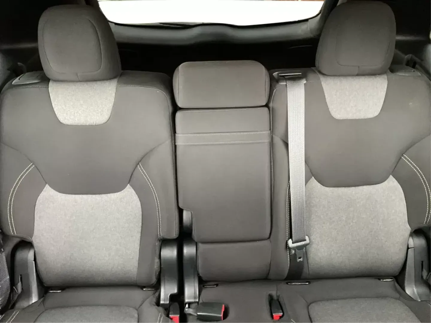 2014 Jeep Cherokee Latitude (1C4PJLCB4EW) with an Other engine, located at 1230 East Main St, Xenia, OH, 45385, (937) 908-9800, 39.688042, -83.910538 - Photo#12