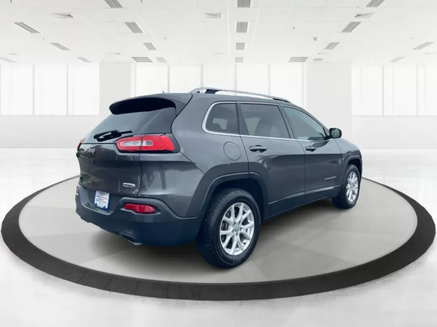 2014 Jeep Cherokee Latitude (1C4PJMCS3EW) with an Other engine, located at 880 E. National Road, OH, 45377, (937) 908-9800, 39.891918, -84.183975 - Photo#2