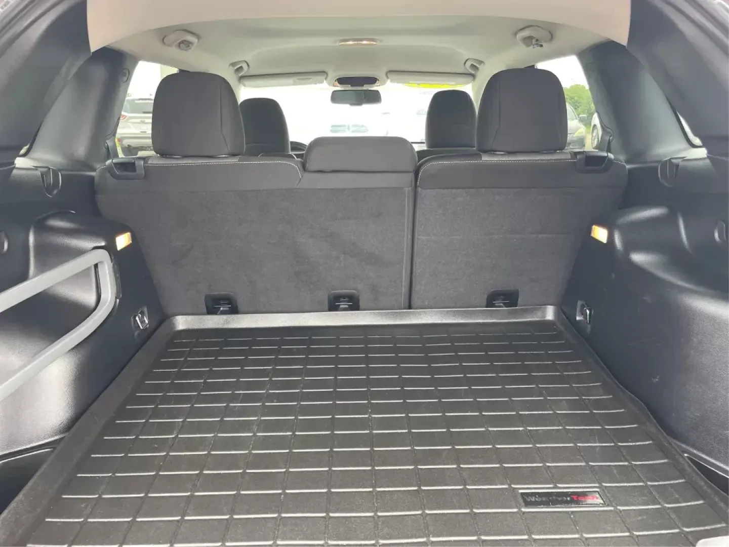 2014 Jeep Cherokee Latitude (1C4PJMCS3EW) with an Other engine, located at 880 E. National Road, OH, 45377, (937) 908-9800, 39.891918, -84.183975 - Photo#10