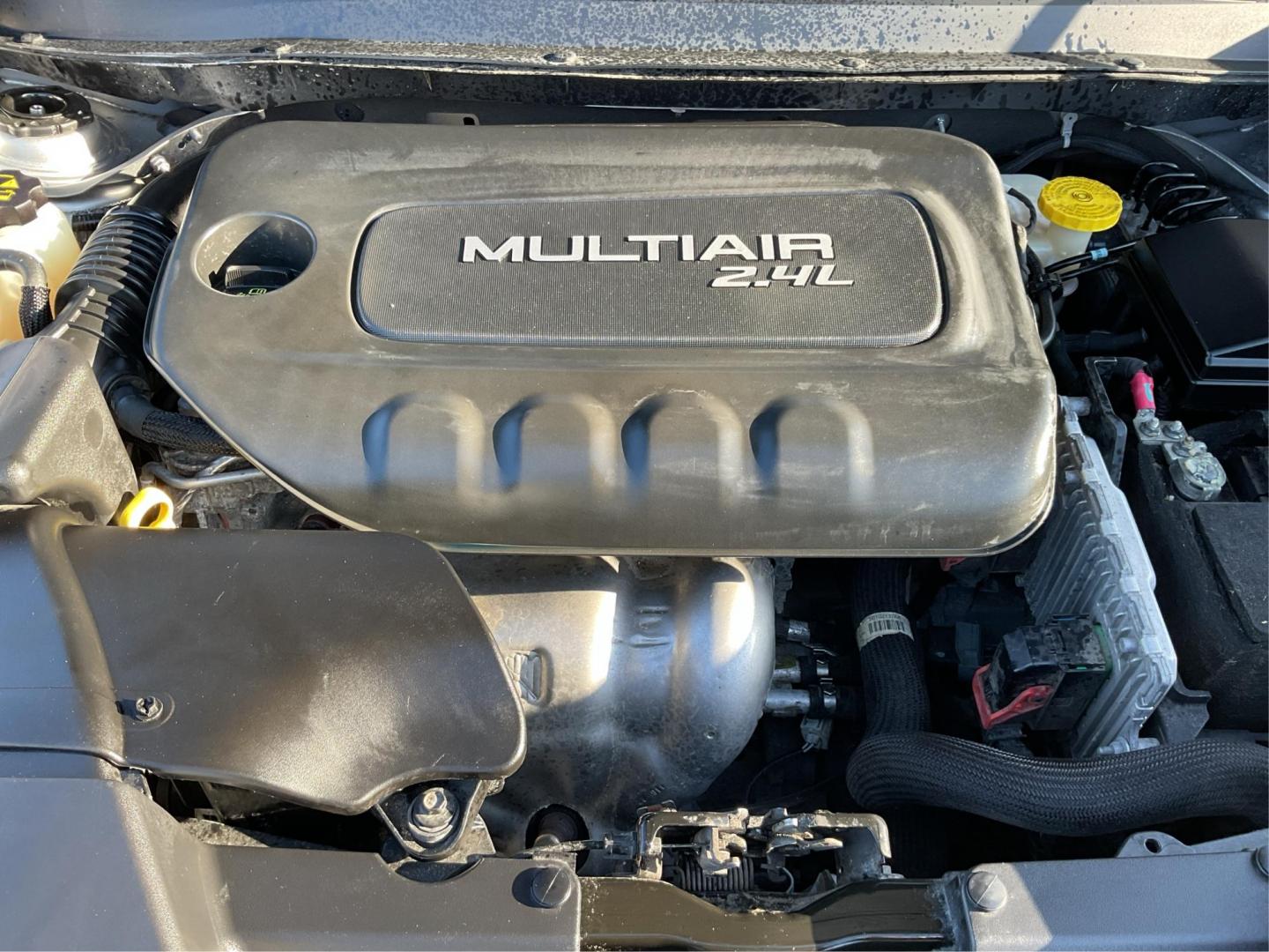 2014 Jeep Cherokee Sport (1C4PJLAB6EW) with an MultiAir2 Tigershark 2.4L I-4 variable valve contr engine, located at 1951 S Dayton Lakeview Rd., New Carlisle, OH, 45344, (937) 908-9800, 39.890999, -84.050255 - Photo#10