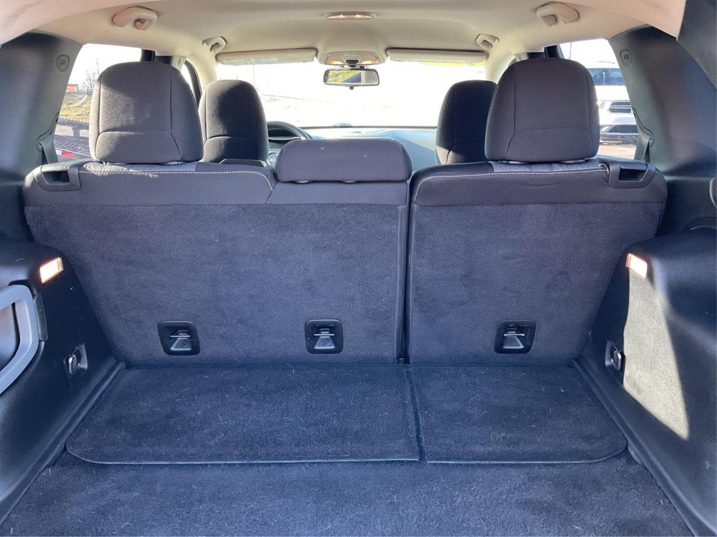 2014 Jeep Cherokee Sport (1C4PJLAB6EW) with an MultiAir2 Tigershark 2.4L I-4 variable valve contr engine, located at 1951 S Dayton Lakeview Rd., New Carlisle, OH, 45344, (937) 908-9800, 39.890999, -84.050255 - Photo#11