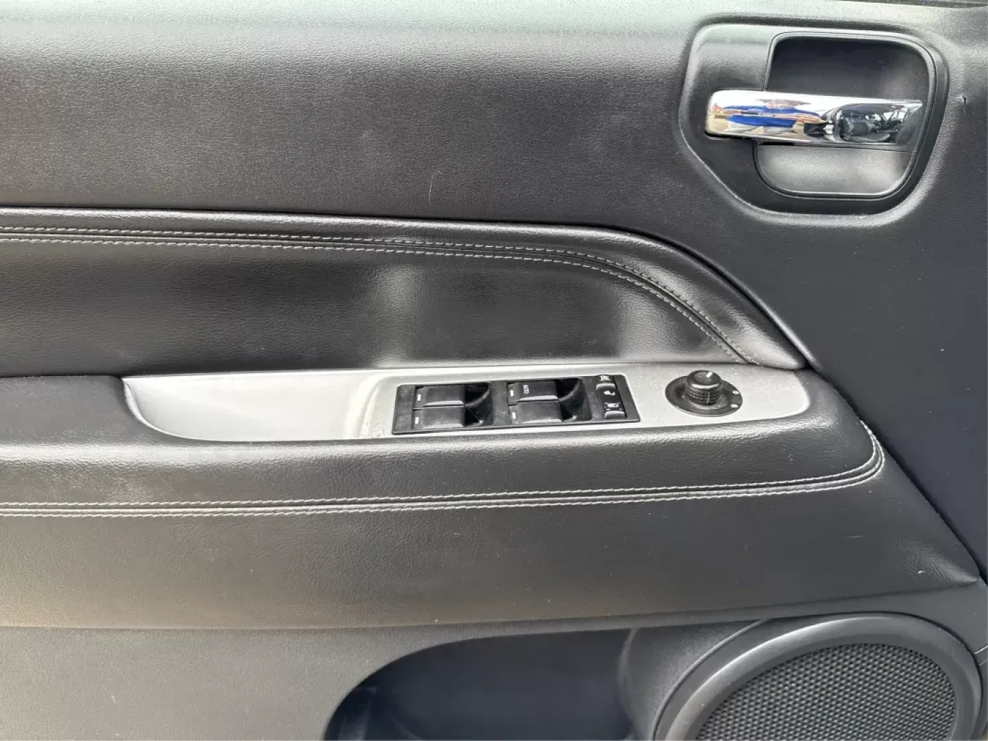 2014 Jeep Compass Latitude (1C4NJCEB4ED) with an Other engine, located at 1099 N County Rd 25A , Troy, OH, 45373, (937) 908-9800, 40.057041, -84.215462 - Photo#18