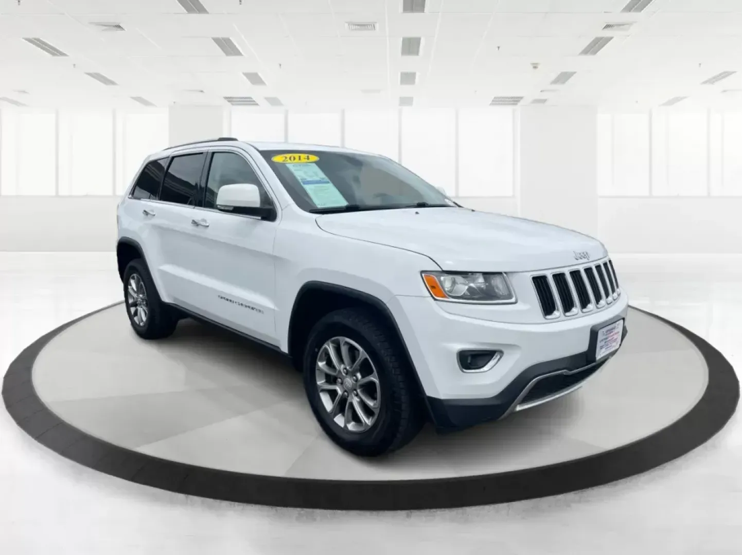 2014 Jeep Grand Cherokee Limited (1C4RJFBG4EC) with an Other engine, located at 401 Woodman Dr, Riverside, OH, 45431, (937) 908-9800, 39.761024, -84.120956 - Photo#0