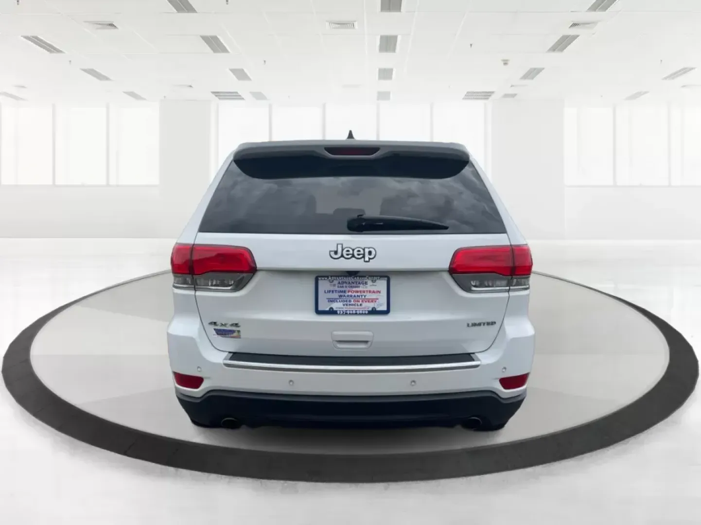 2014 Jeep Grand Cherokee Limited (1C4RJFBG4EC) with an Other engine, located at 401 Woodman Dr, Riverside, OH, 45431, (937) 908-9800, 39.761024, -84.120956 - Photo#4