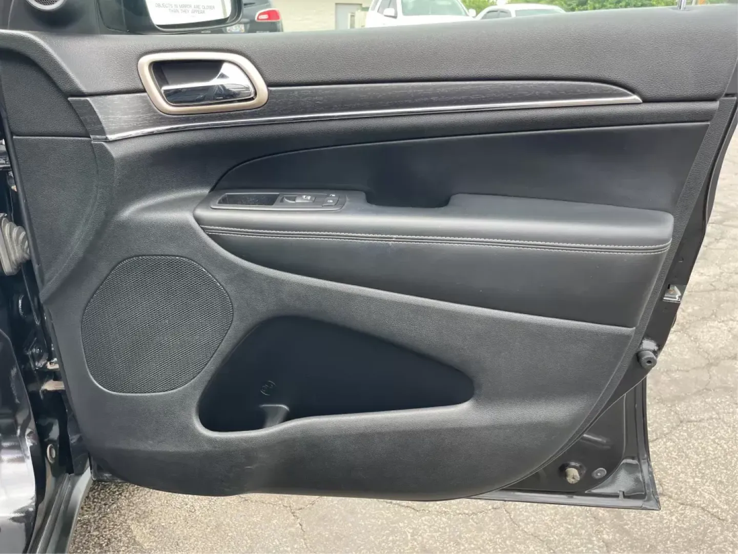 2014 Jeep Grand Cherokee Limited (1C4RJFBG9EC) with an Other engine, located at 401 Woodman Dr, Riverside, OH, 45431, (937) 908-9800, 39.761024, -84.120956 - Photo#19