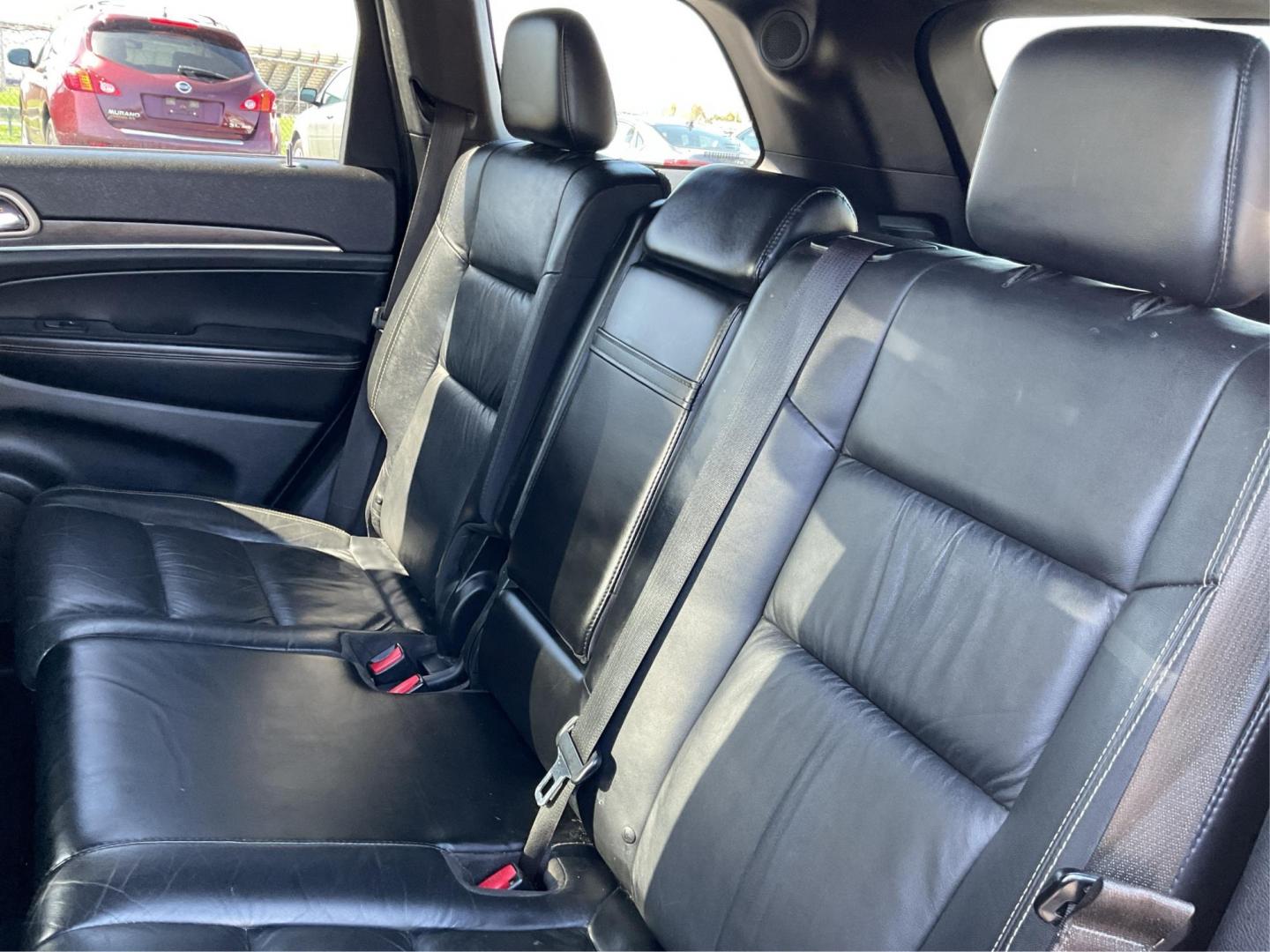 2014 Jeep Grand Cherokee Limited (1C4RJFBG4EC) with an Other engine, located at 880 E. National Road, OH, 45377, (937) 908-9800, 39.891918, -84.183975 - Photo#9