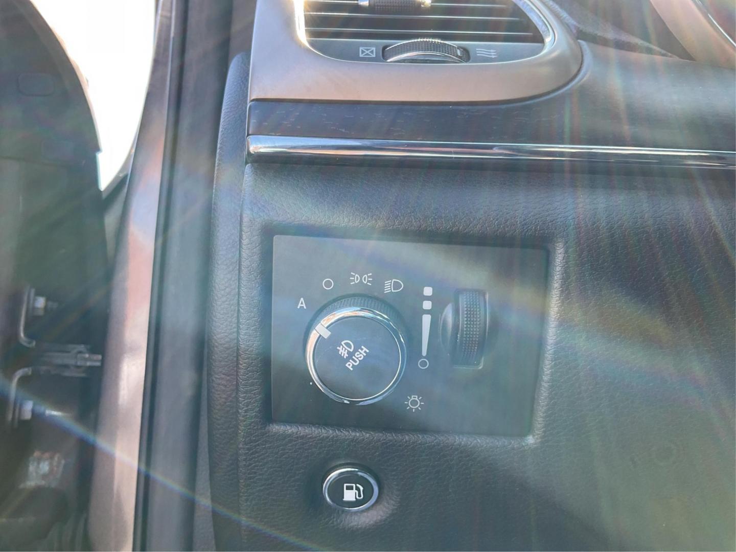 2014 Jeep Grand Cherokee Limited (1C4RJFBG4EC) with an Other engine, located at 880 E. National Road, OH, 45377, (937) 908-9800, 39.891918, -84.183975 - Photo#16