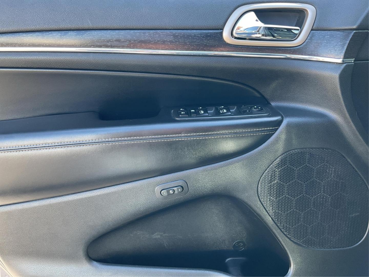 2014 Jeep Grand Cherokee Limited (1C4RJFBG4EC) with an Other engine, located at 880 E. National Road, OH, 45377, (937) 908-9800, 39.891918, -84.183975 - Photo#18