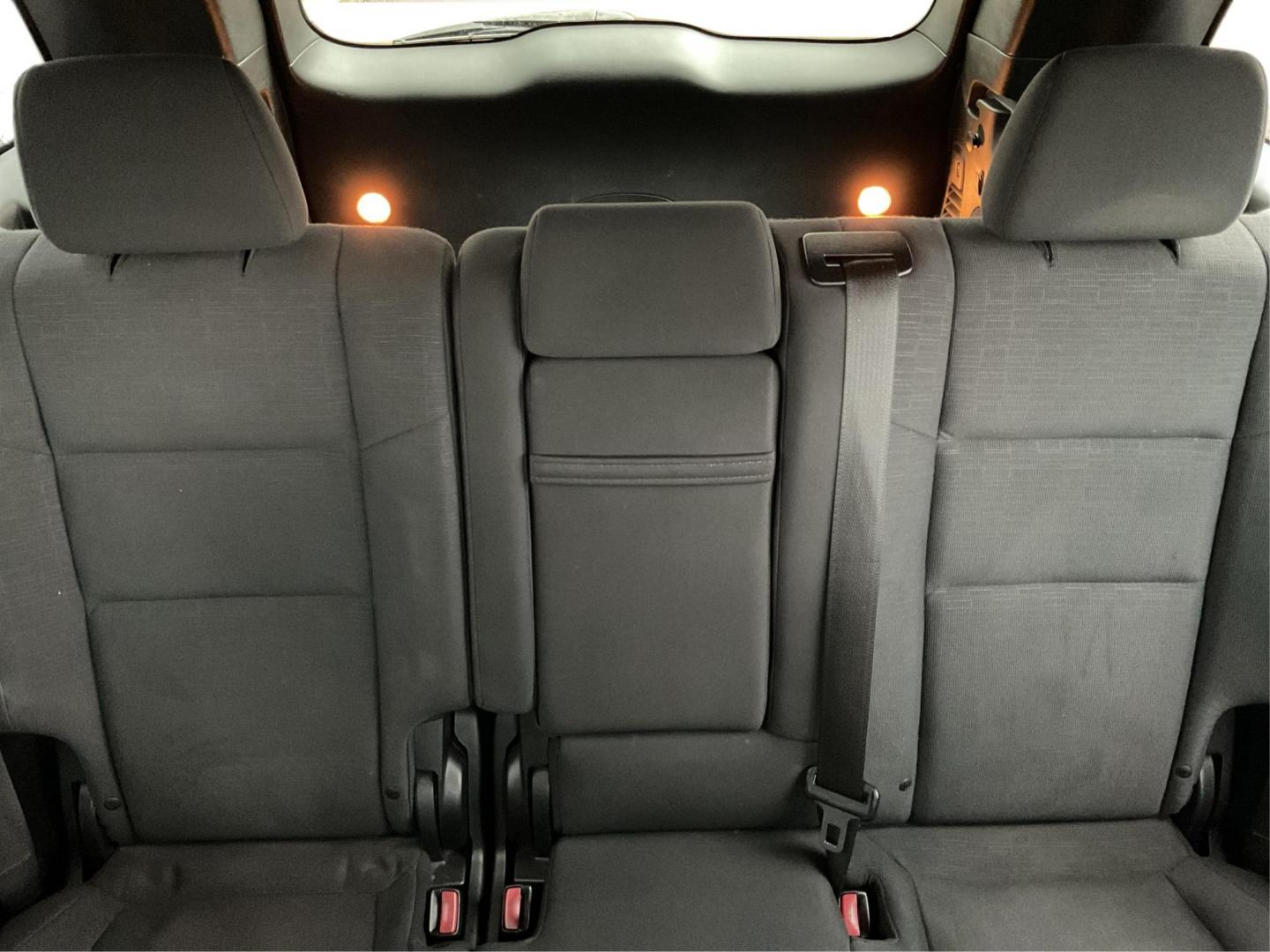 2014 Brilliant Black Crystal P Jeep Grand Cherokee Laredo 4WD (1C4RJFAG5EC) with an 3.6L V6 DOHC 24V engine, 5-Speed Automatic transmission, located at 401 Woodman Dr, Riverside, OH, 45431, (937) 908-9800, 39.761024, -84.120956 - Photo#12