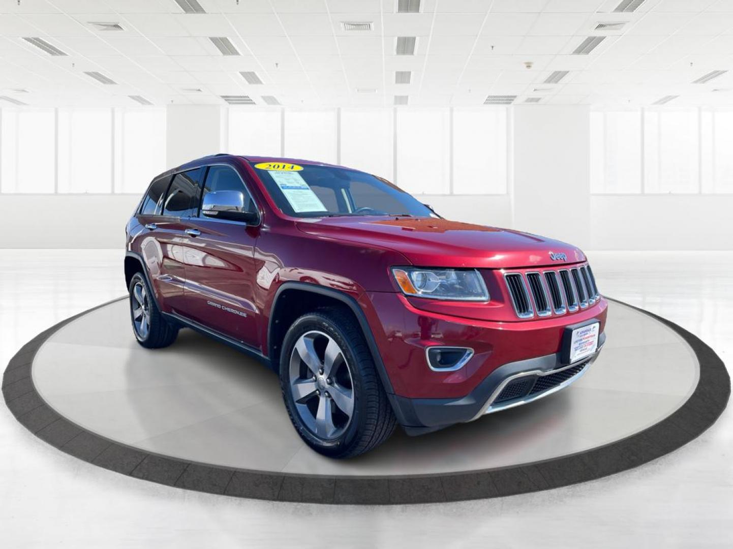2014 Jeep Grand Cherokee Limited (1C4RJFBG5EC) with an 3.6L V-6 DOHC engine, located at 1951 S Dayton Lakeview Rd., New Carlisle, OH, 45344, (937) 908-9800, 39.890999, -84.050255 - Photo#0