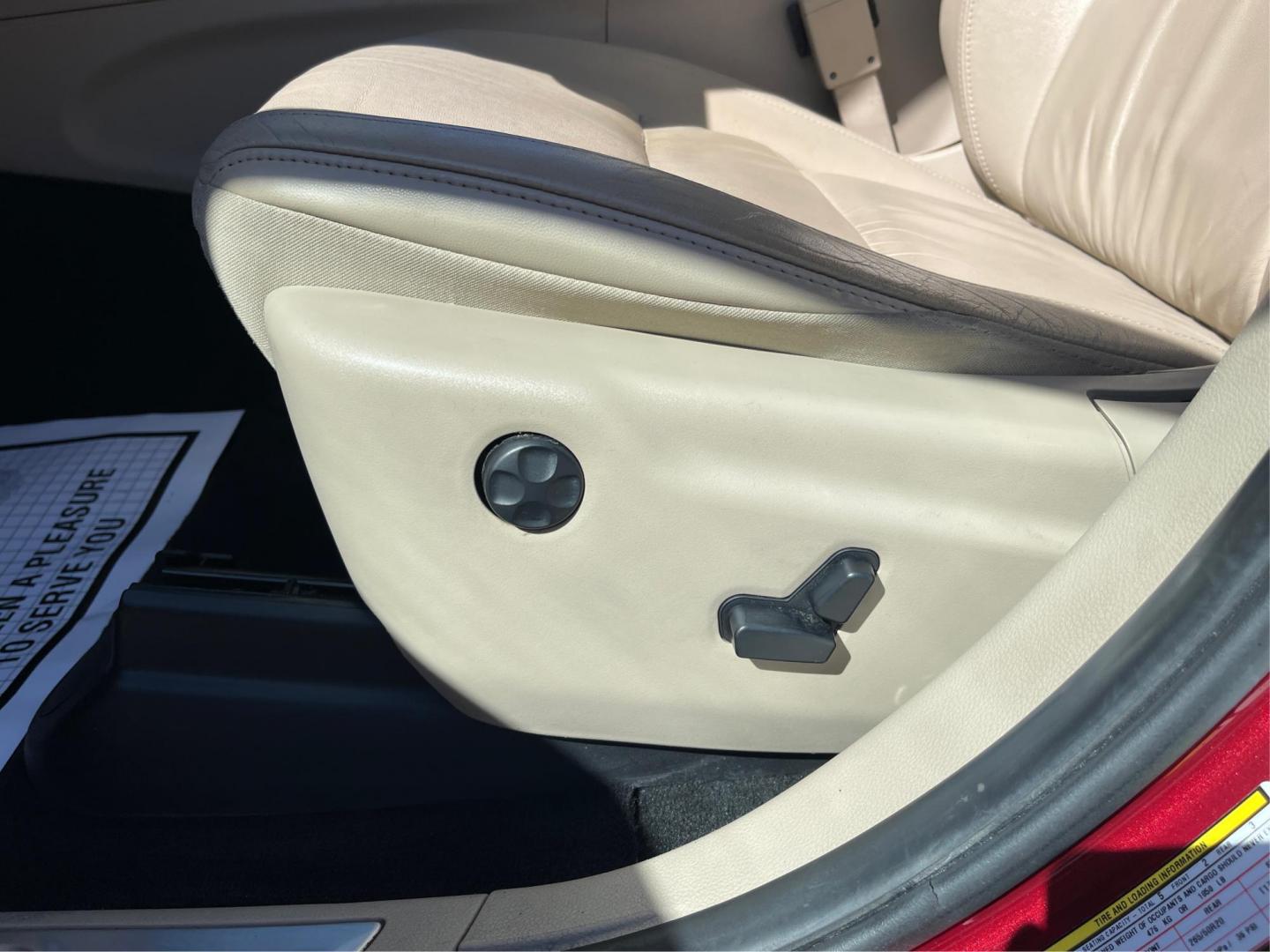 2014 Jeep Grand Cherokee Limited (1C4RJFBG5EC) with an 3.6L V-6 DOHC engine, located at 1951 S Dayton Lakeview Rd., New Carlisle, OH, 45344, (937) 908-9800, 39.890999, -84.050255 - Photo#17