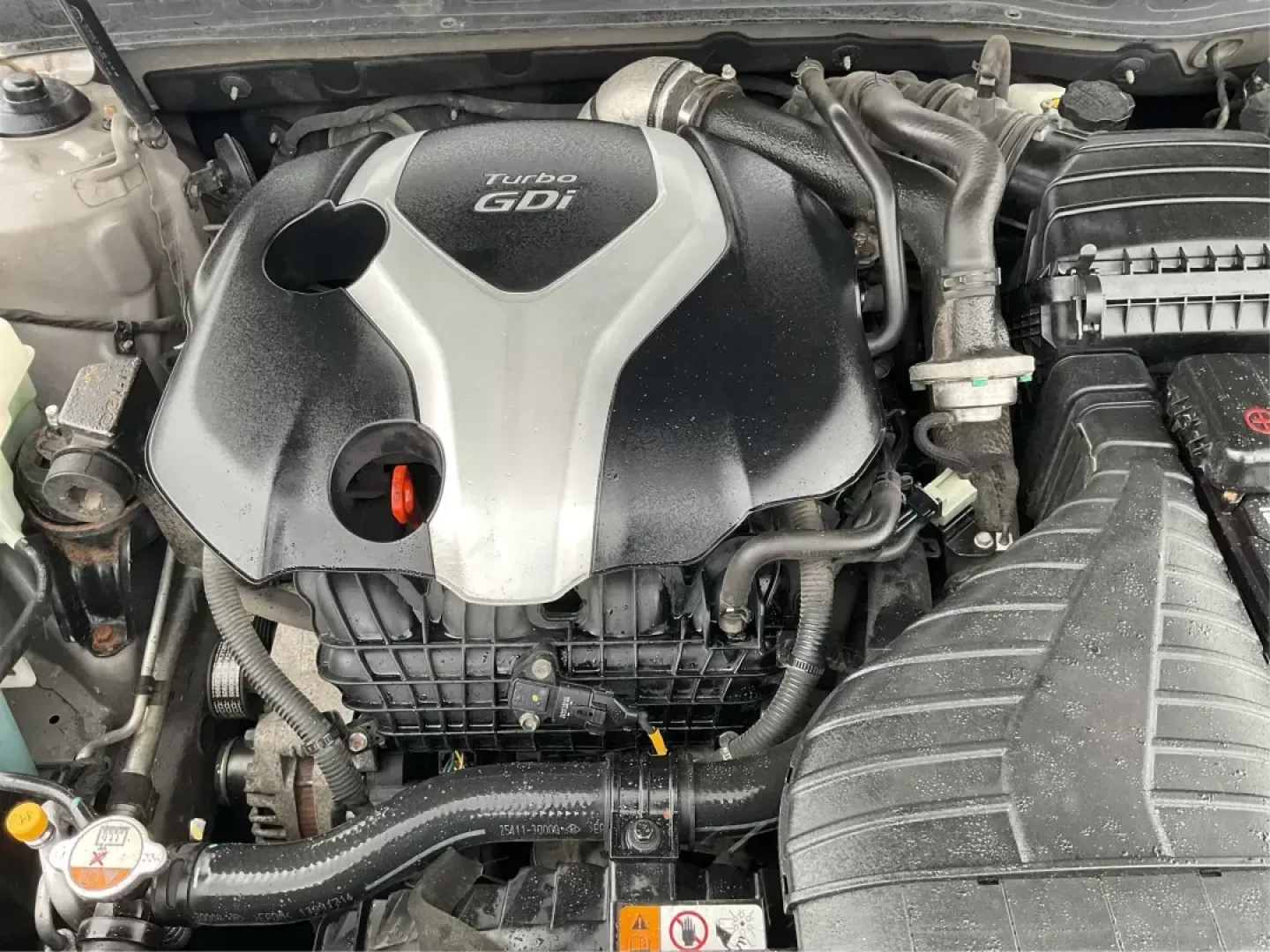 2014 Kia Optima SX Turbo (5XXGR4A63EG) with an Theta II 2L I-4 gasoline direct injection engine, located at 1230 East Main St, Xenia, OH, 45385, (937) 908-9800, 39.688042, -83.910538 - Photo#10