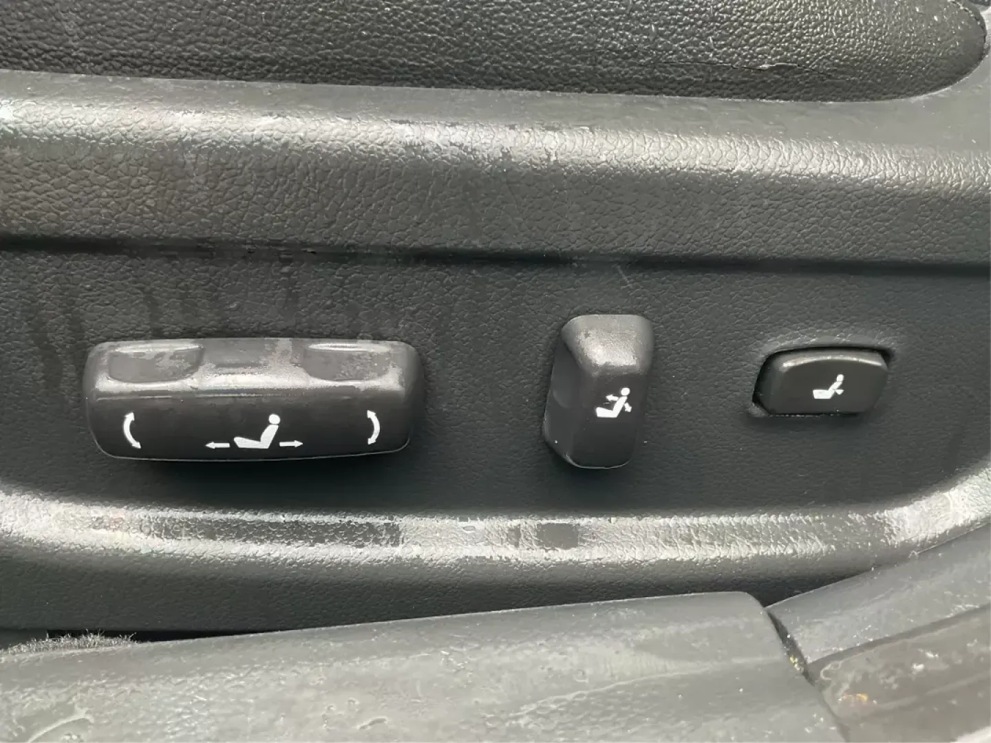 2014 Kia Optima SX Turbo (5XXGR4A63EG) with an Theta II 2L I-4 gasoline direct injection engine, located at 1230 East Main St, Xenia, OH, 45385, (937) 908-9800, 39.688042, -83.910538 - Photo#16