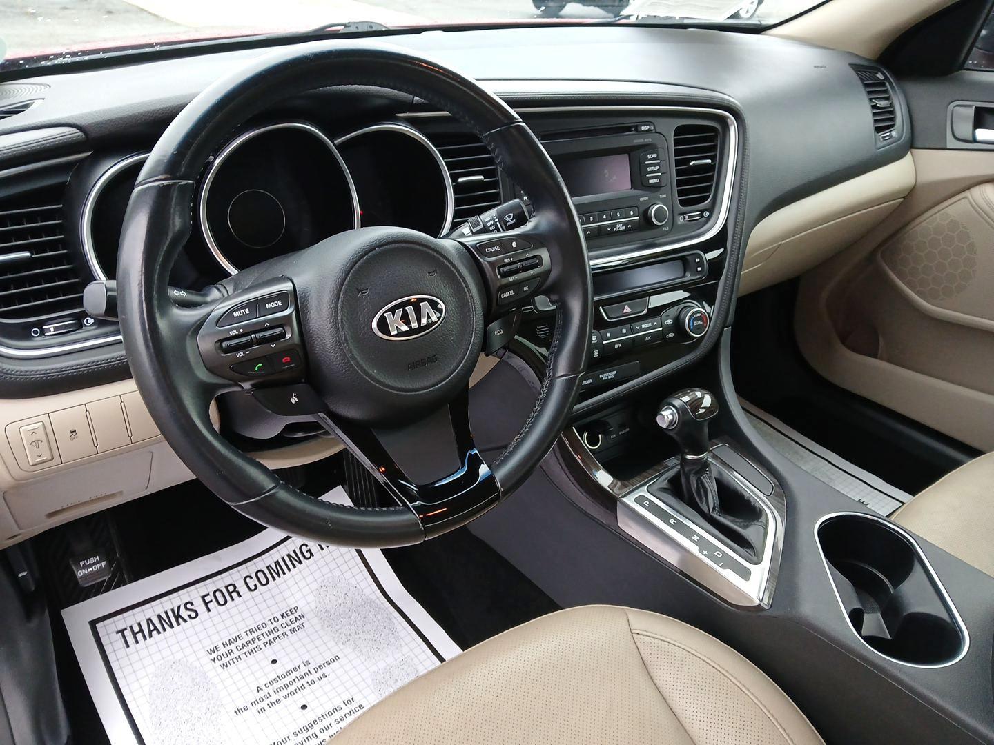 2014 Kia Optima EX (5XXGN4A76EG) with an 2.4L L4 DOHC 16V engine, 6-Speed Automatic transmission, located at 880 E. National Road, OH, 45377, (937) 908-9800, 39.891918, -84.183975 - Photo#8