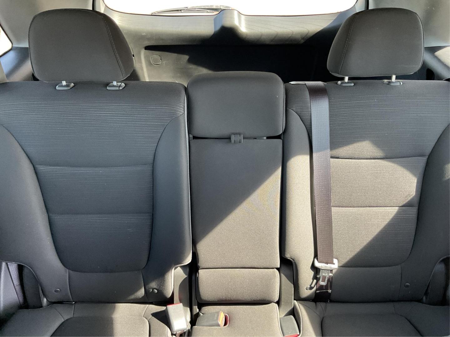 2014 Kia Sorento LX (5XYKT3A69EG) with an 2.4L I-4 gasoline direct injection engine, located at 1230 East Main St, Xenia, OH, 45385, (937) 908-9800, 39.688042, -83.910538 - Photo#13