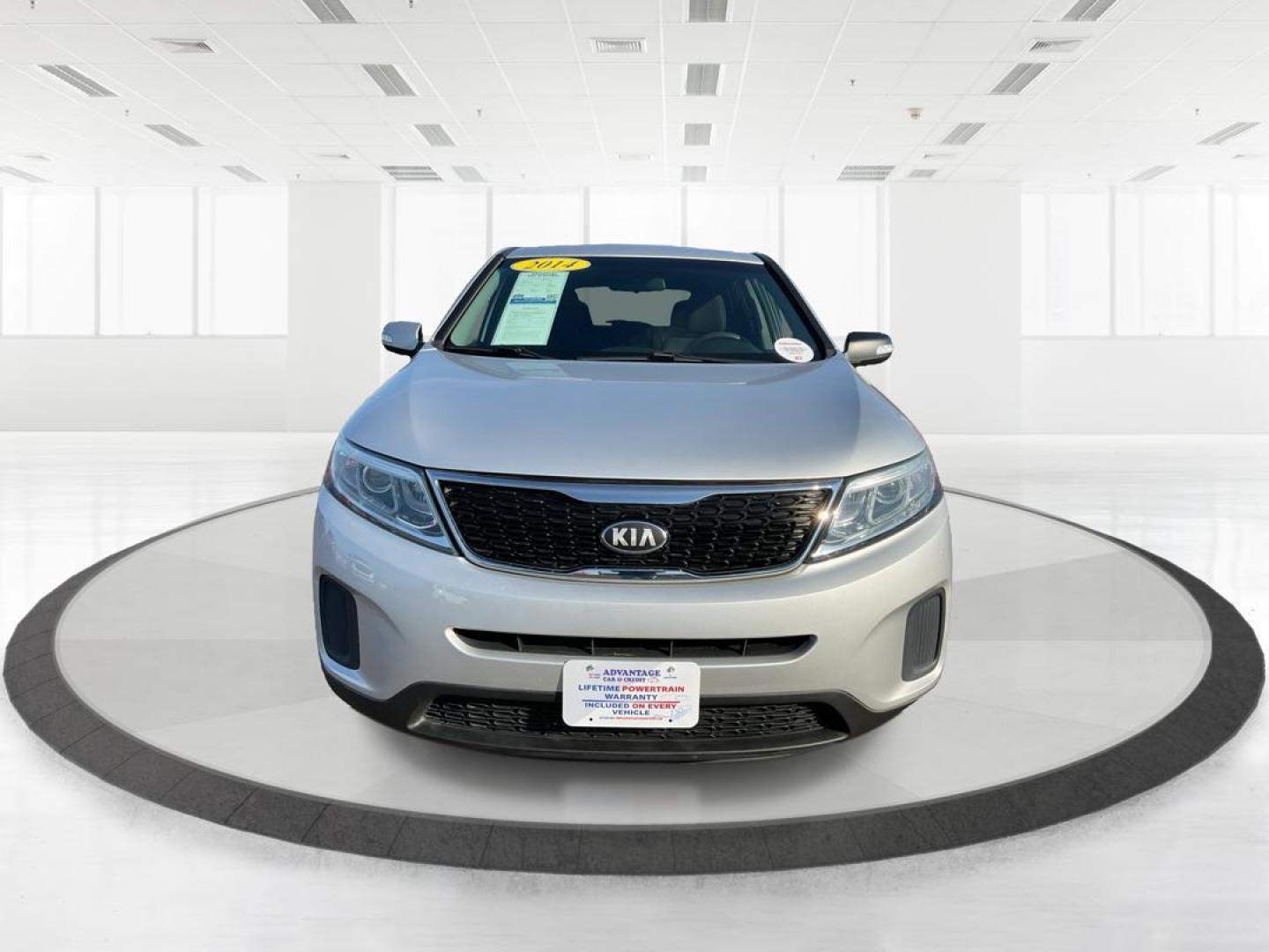 2014 Kia Sorento LX 2WD (5XYKT3A64EG) with an 2.4L L4 DOHC 16V engine, 6-Speed Automatic transmission, located at 1099 N County Rd 25A , Troy, OH, 45373, (937) 908-9800, 40.057041, -84.215462 - Photo#6